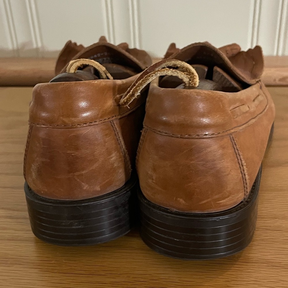 Weejuns Marietta II, Womens 11 M Brown Leather Tassel Kiltie Loafers - Picture 4 of 6